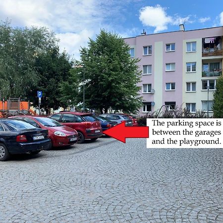Rynekart Apartment Swidnica  Ngoại thất bức ảnh