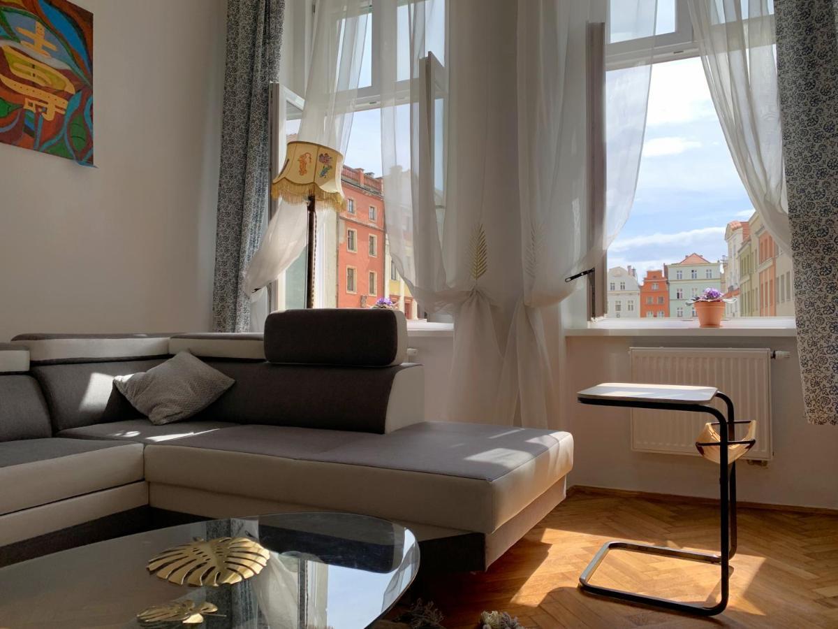 Rynekart Apartment Swidnica  Ngoại thất bức ảnh