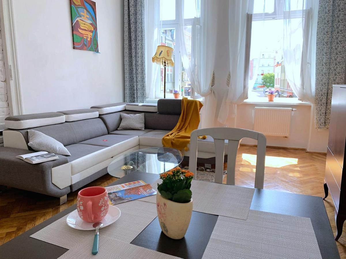 Rynekart Apartment Swidnica  Ngoại thất bức ảnh