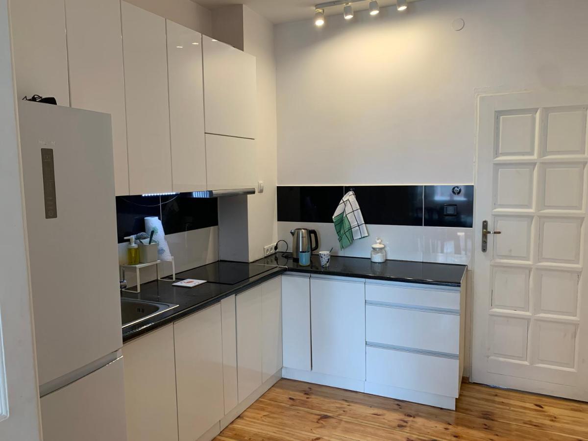 Rynekart Apartment Swidnica  Ngoại thất bức ảnh