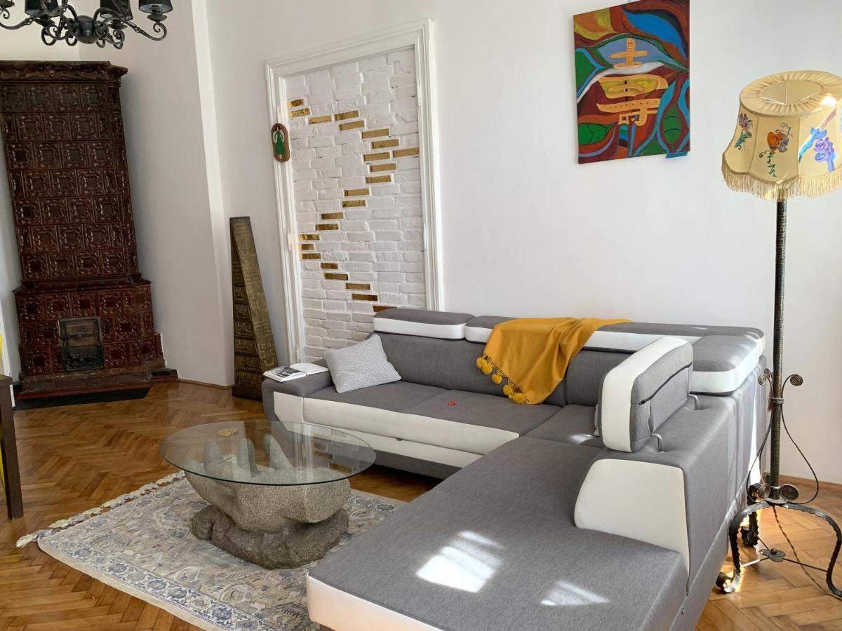 Rynekart Apartment Swidnica  Ngoại thất bức ảnh