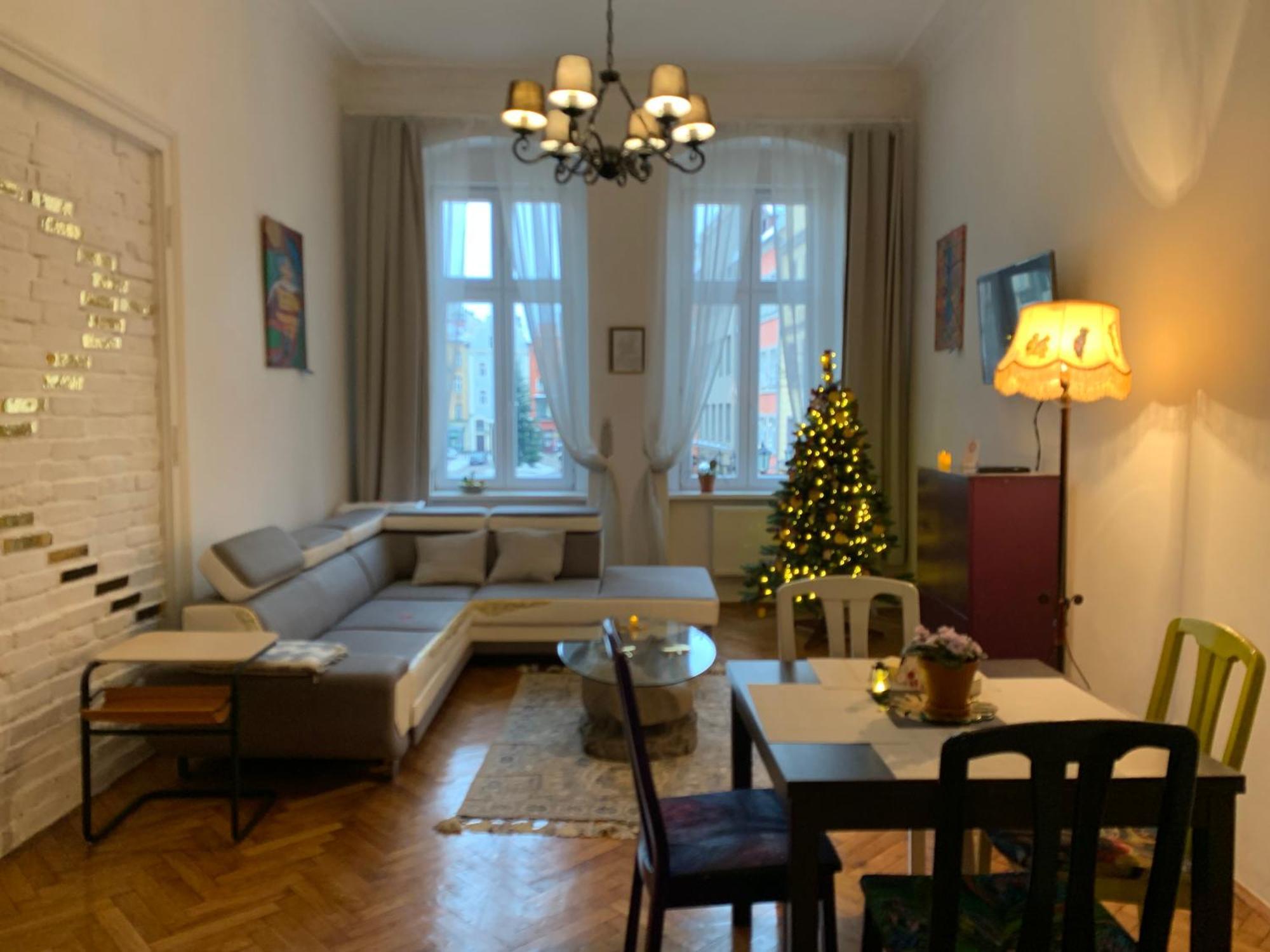 Rynekart Apartment Swidnica  Ngoại thất bức ảnh