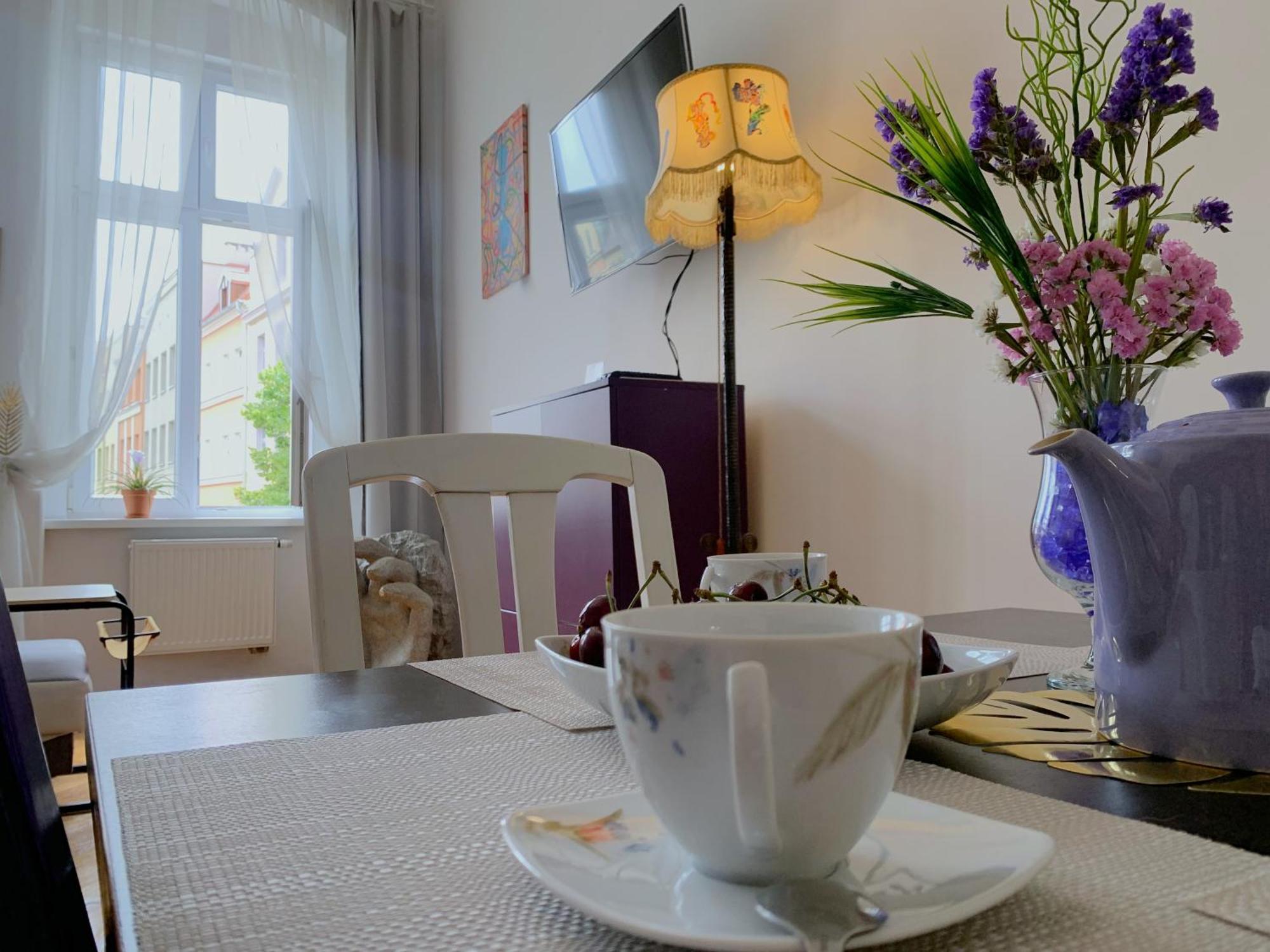 Rynekart Apartment Swidnica  Ngoại thất bức ảnh